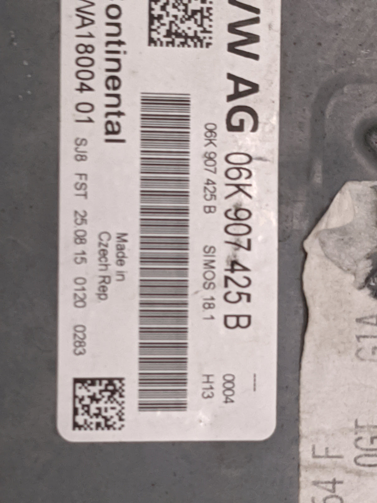 2016 Audi A3 PCM Engine Control Computer ECU ECM PCU OEM P/N:06K907425B 5WA18004 OEM Used Auto Parts - Oemusedautoparts1.com