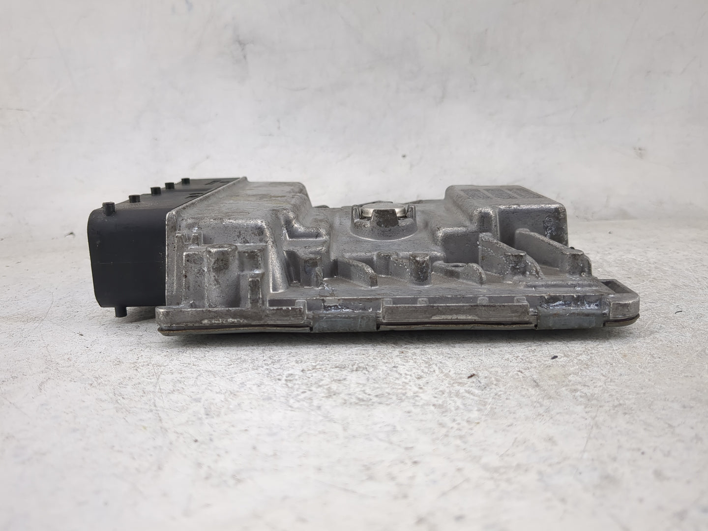 2016-2018 Audi A3 PCM Engine Control Computer ECU ECM PCU OEM P/N:06K907425B 5WP49102, SIMOS18.1 Fits Fits 2016 2017 2018 OE