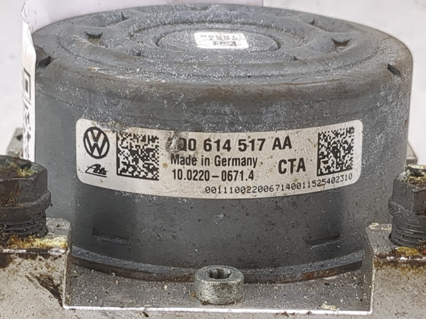 2015-2016 Audi A3 ABS Pump Control Module Replacement P/N:0Q0 614 517 AA 10.0220-0671.4 Fits Fits 2015 2016 OEM Used Auto Pa