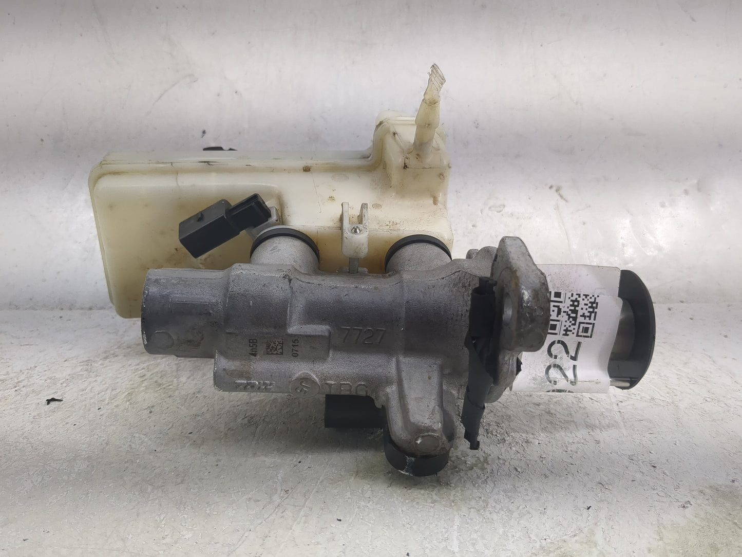 2015-2018 Audi A3 Brake Master Cylinder 1496922 - Oemusedautoparts1.com
