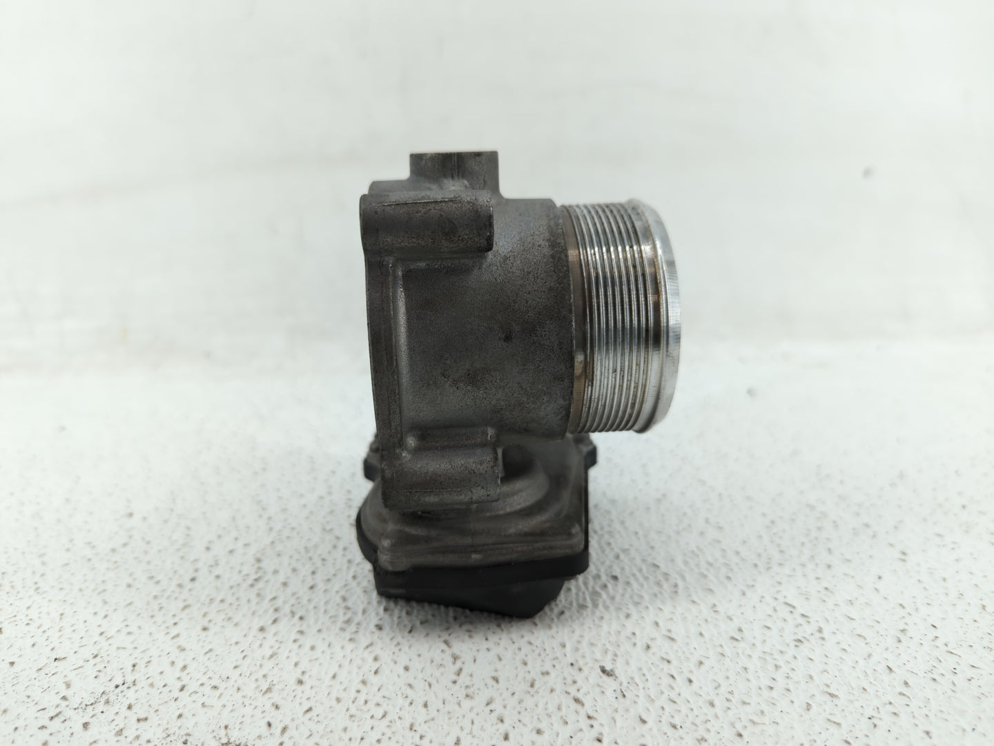 2006-2018 Audi A3 Throttle Body P/N:06F 133 062 T 06F 133 062 Q Fits OEM Used Auto Parts - Oemusedautoparts1.com