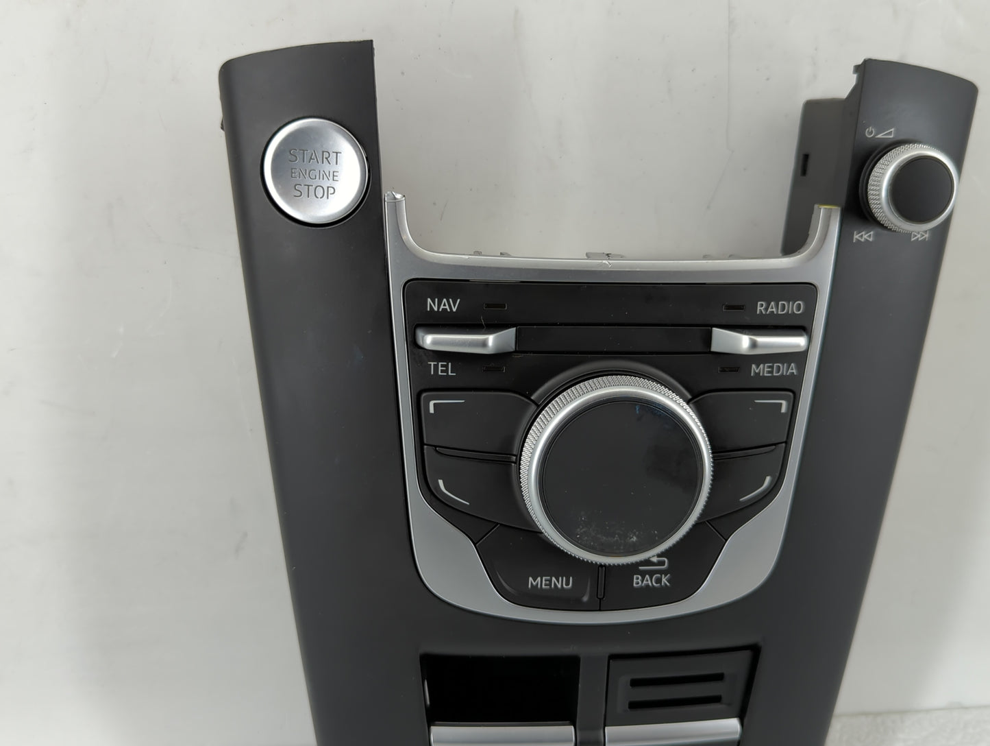 2015-2018 Audi A3 Radio Control Panel - Oemusedautoparts1.com