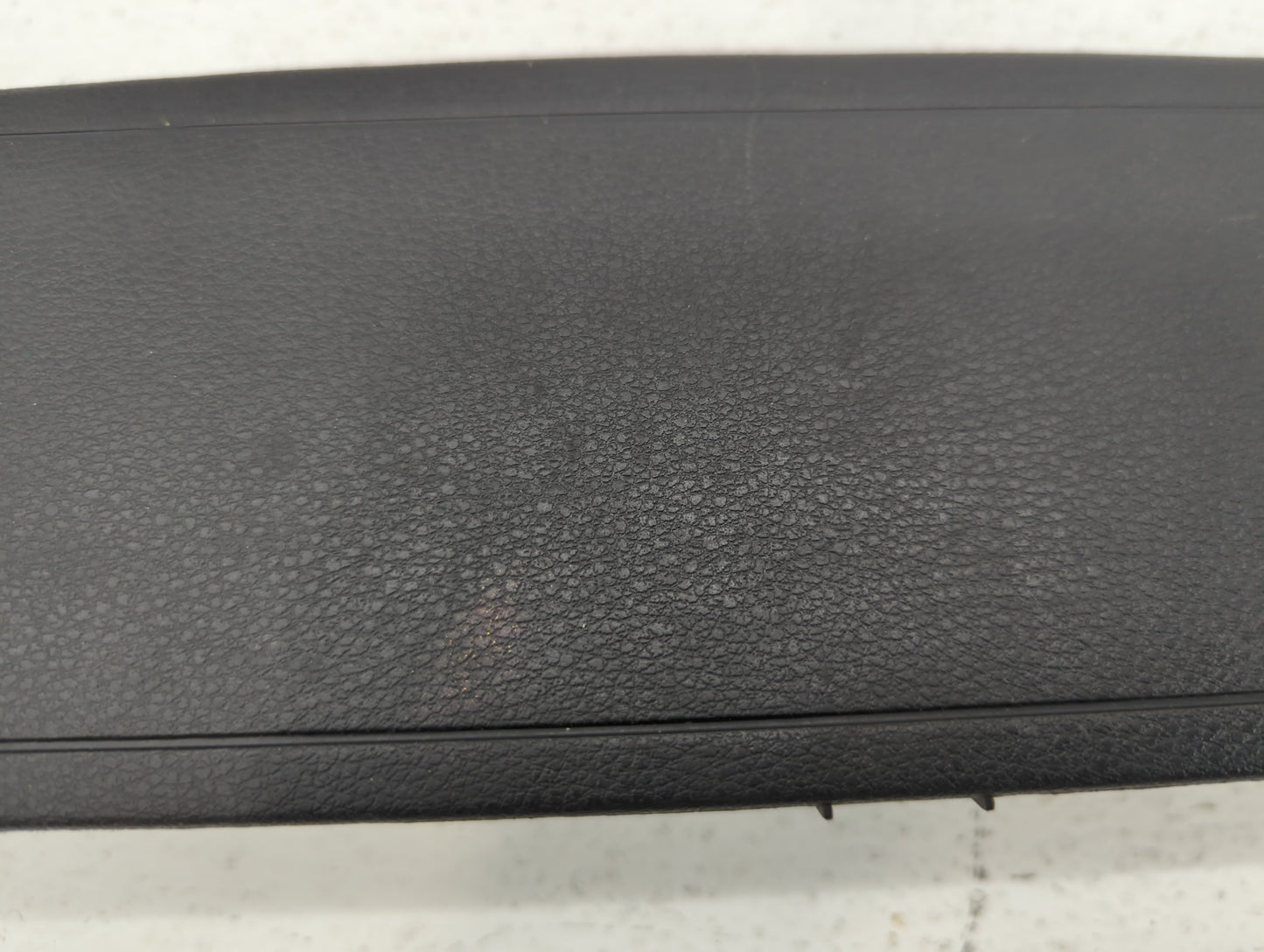 2015-2016 Audi A3 Air Bag Passenger Right Knee OEM P/N:34125666-D Fits Fits 2015 2016 OEM Used Auto Parts - Oemusedautoparts