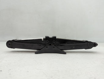 compare product 2016 Audi A3 Spare Scissor Car Jack 626332