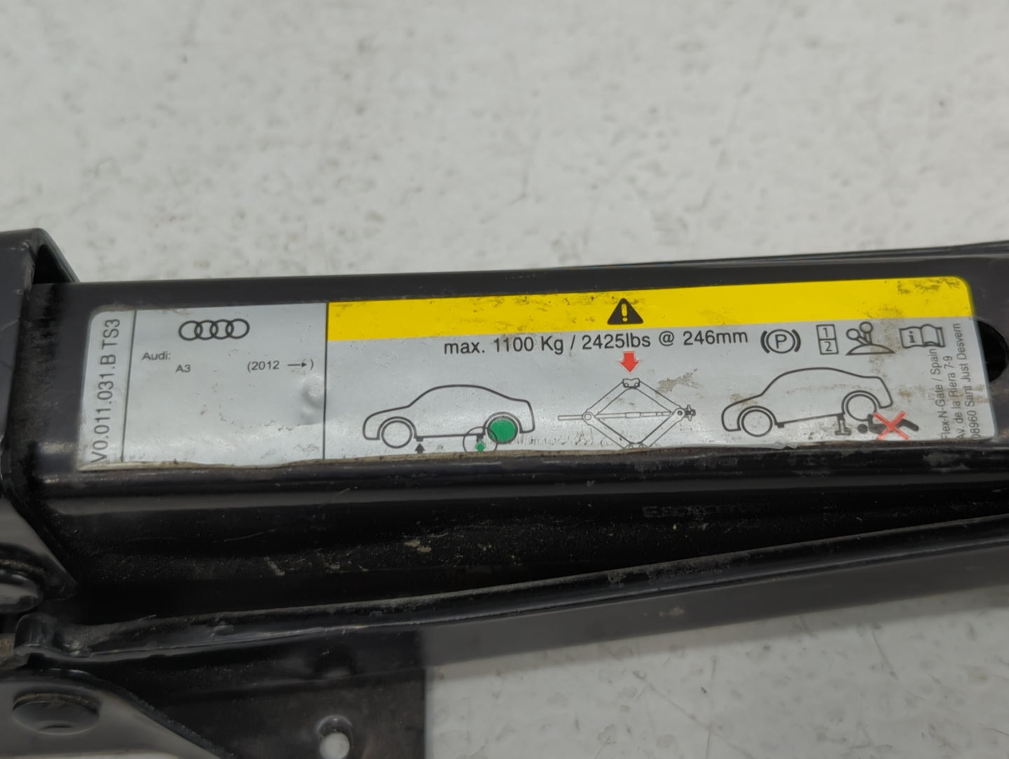 2016 Audi A3 Spare Scissor Car Jack 626332 - Oemusedautoparts1.com