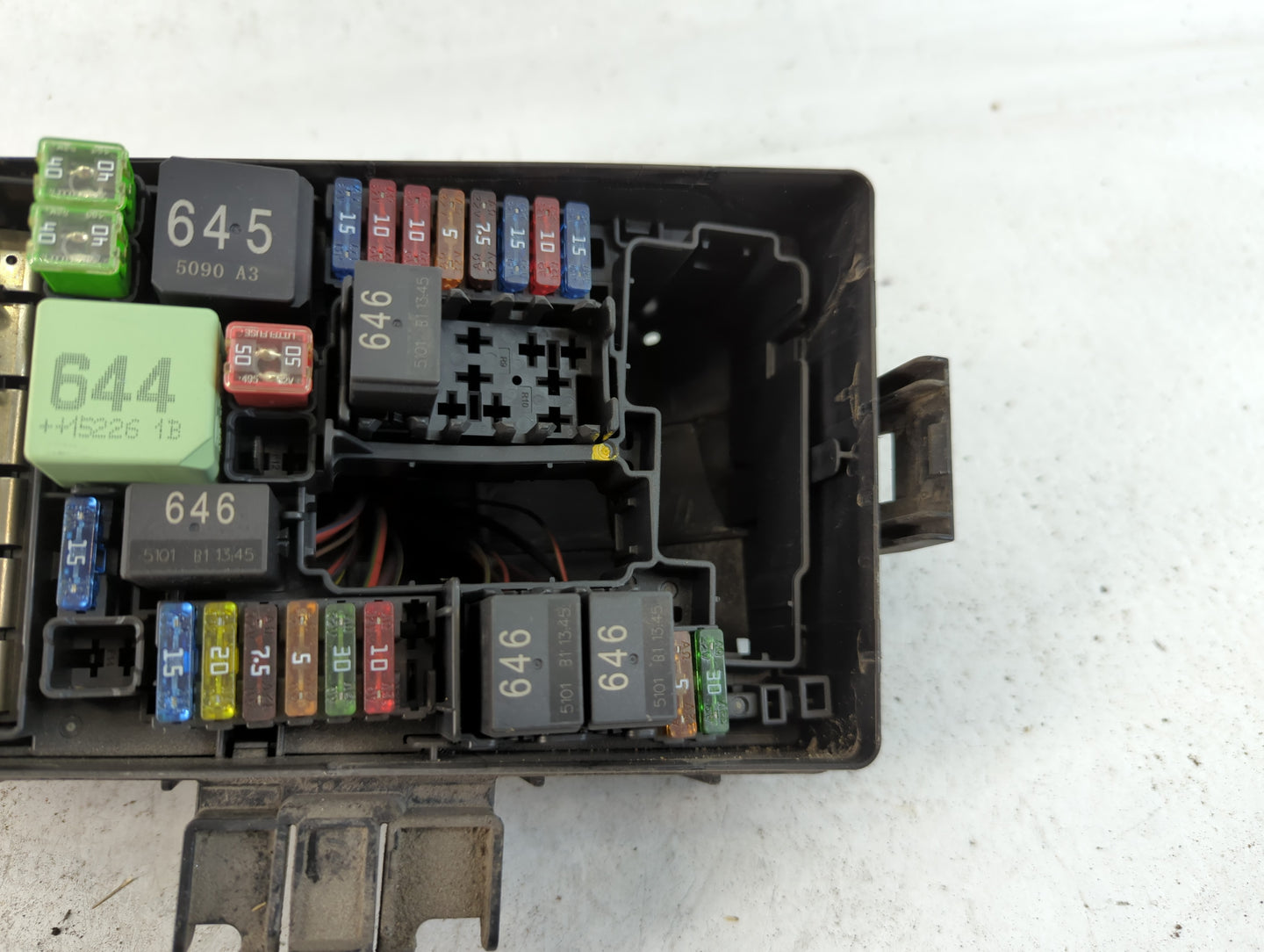 2015-2018 Audi A3 Fusebox Fuse Box Panel Relay Module P/N:5Q0 907 361 C 6351-2835 Fits Fits 2015 2016 2017 2018 2019 2020 20