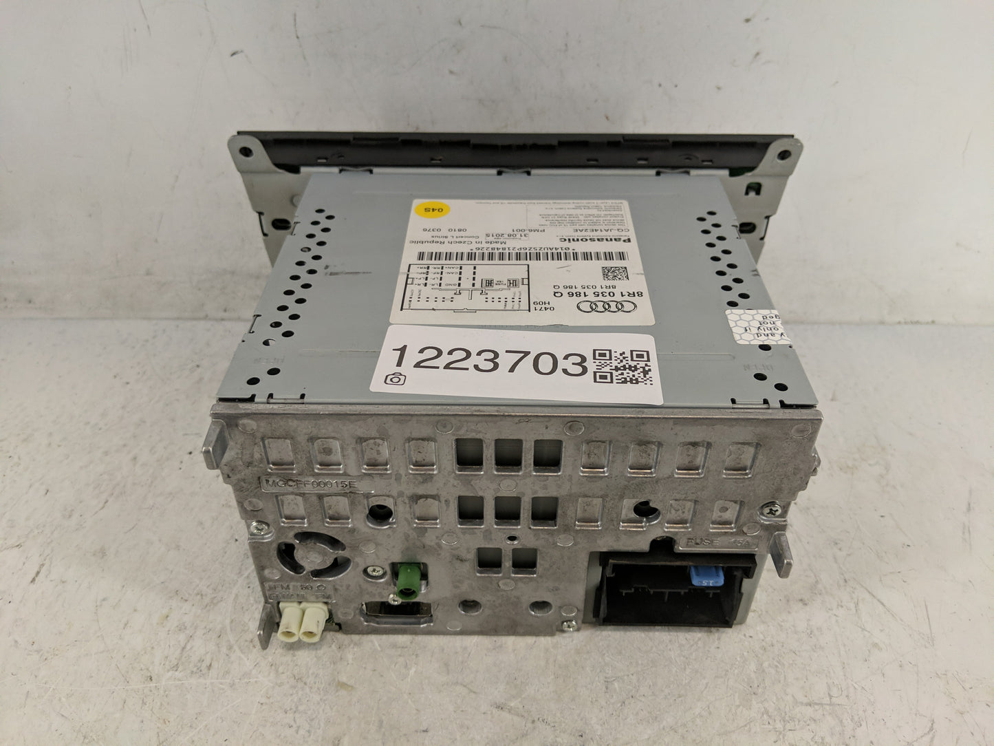 2013-2016 Audi A4 Radio AM FM Cd Player Receiver Replacement P/N:8R1 035 186 Q Fits Fits 2013 2014 2015 2016 OEM Used Auto P