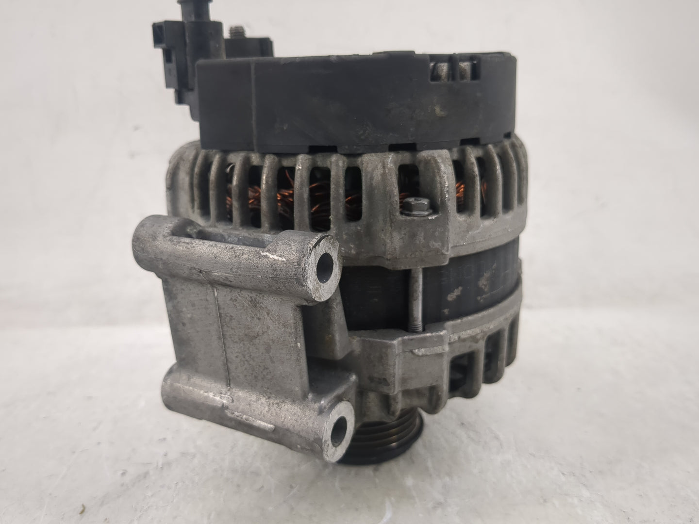 2013-2016 Audi A4 Alternator Replacement Generator Charging Assembly Engine OEM P/N:0 125 711 152 06H 903 018 J Fits OEM Use