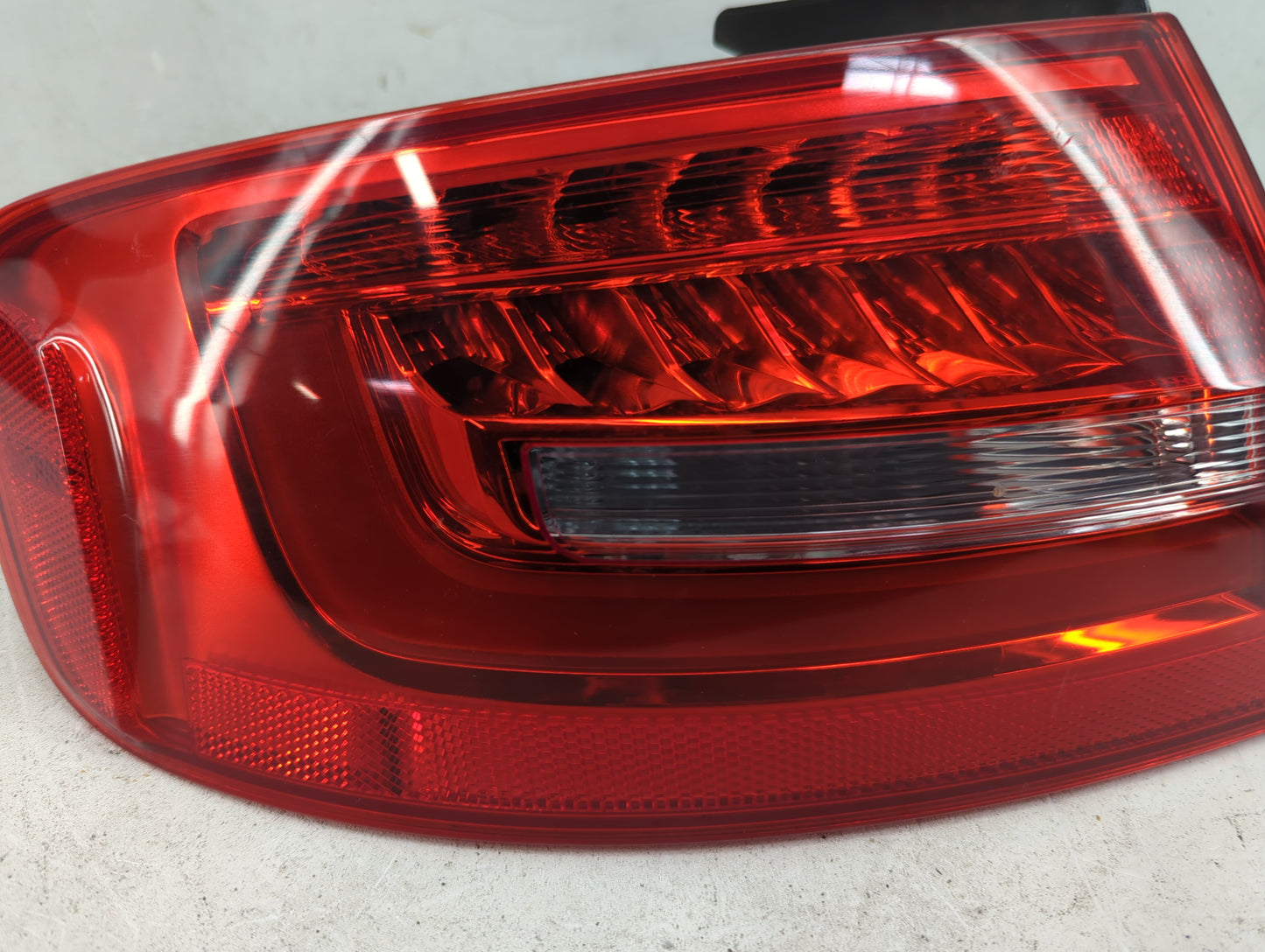 2013-2016 Audi A4 Tail Light Assembly Driver Left OEM P/N:01091603 Fits Fits 2013 2014 2015 2016 OEM Used Auto Parts - Oemus