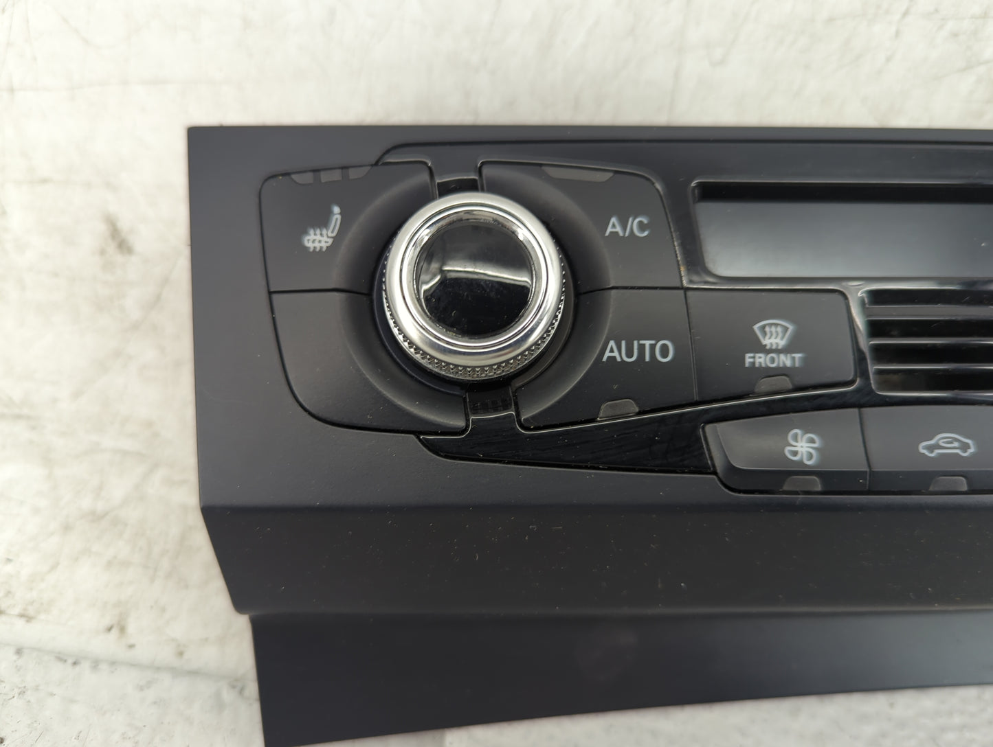 2013-2016 Audi A4 Climate Control Module Temperature AC/Heater Replacement P/N:8KT 820 043 AQ A2C92379900 Fits OEM Used Auto