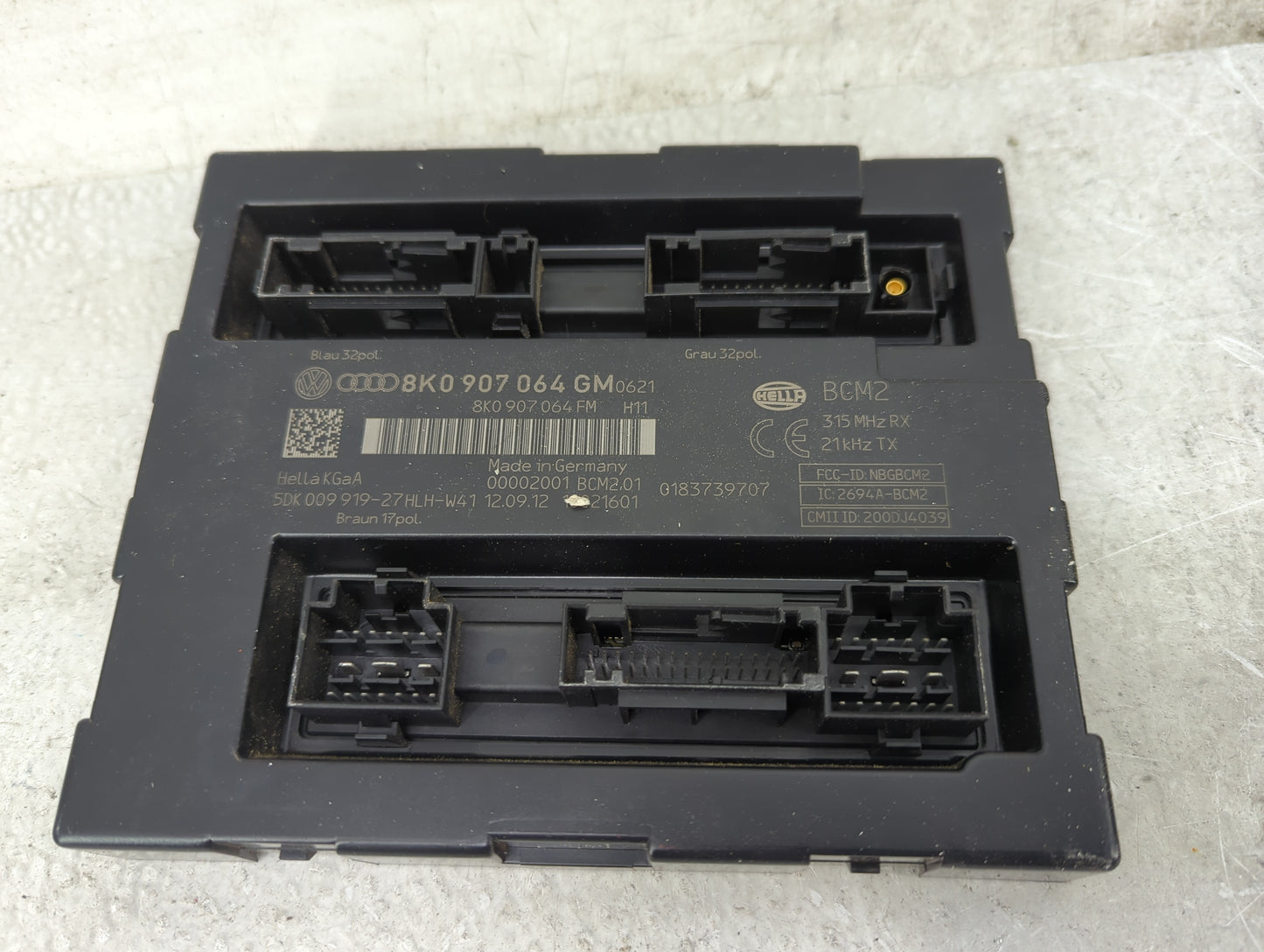 2013-2016 Audi A4 Body Control Module Bcm Inner Cabin Fuse Box - Oemusedautoparts1.com