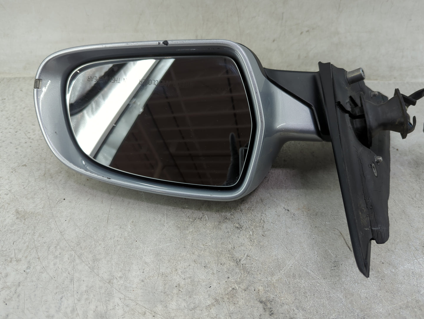 2010-2016 Audi A4 Passenger Side View Mirror - Right Door Mirror OEM Used - Oemusedautoparts1.com