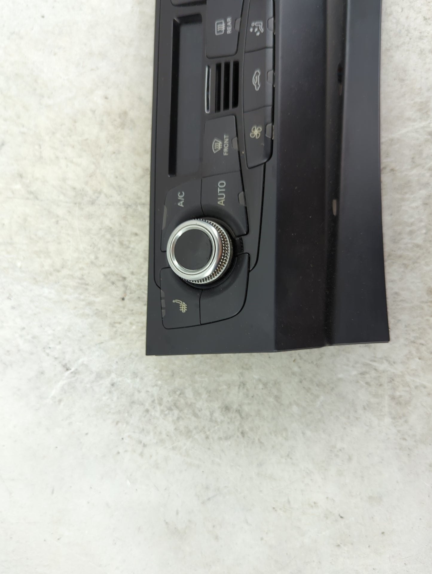 2013-2016 Audi A4 Climate Control Module Temperature AC/Heater Replacement P/N:8K1820043A A2C92742700 Fits OEM Used Auto Par