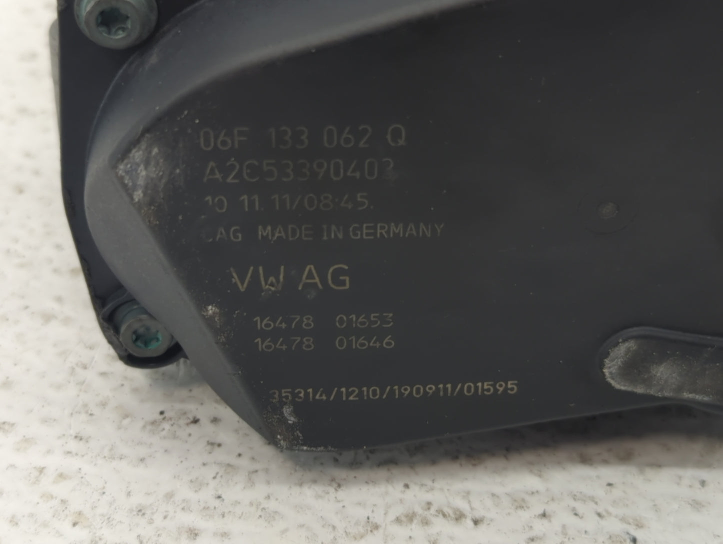 2005-2016 Audi A4 Throttle Body P/N:06F 133 062 T 06F 133 062 Q Fits OEM Used Auto Parts - Oemusedautoparts1.com