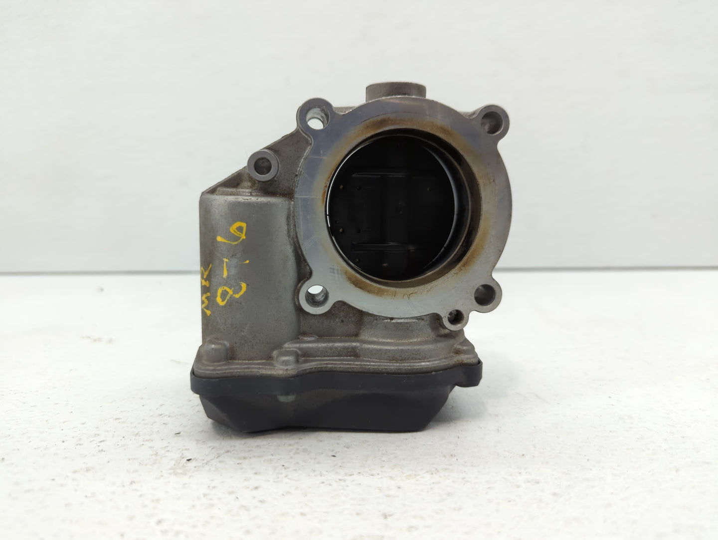 2005-2016 Audi A4 Throttle Body P/N:06F 133 062 T 06F 133 062 Q Fits OEM Used Auto Parts - Oemusedautoparts1.com