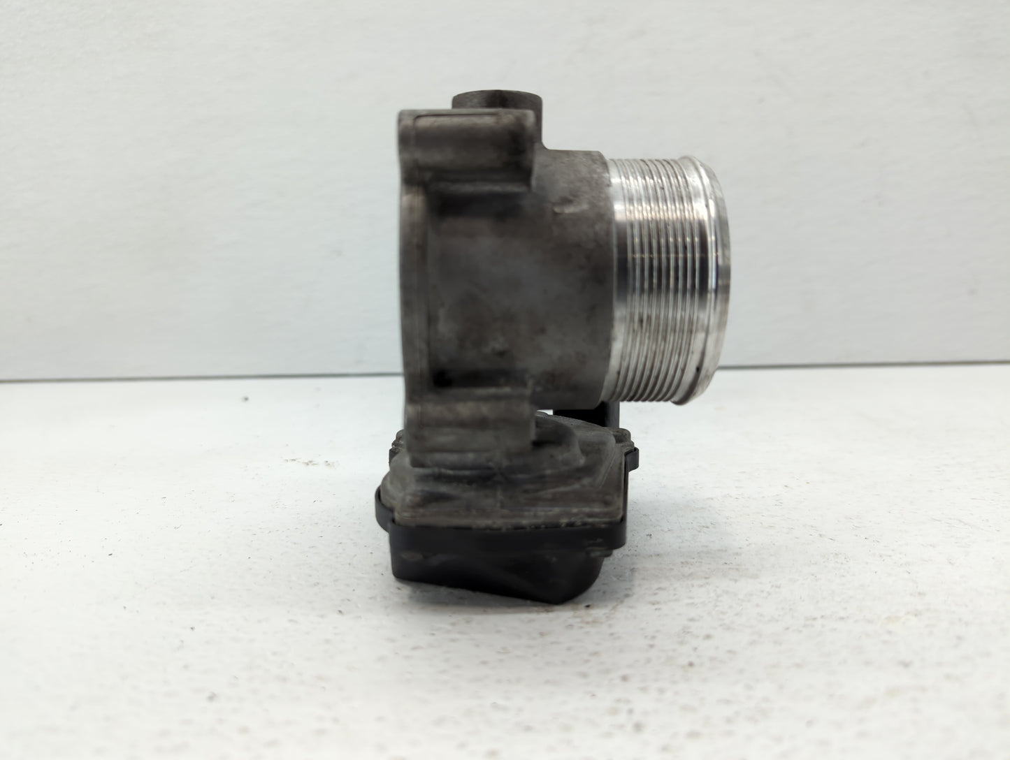 2005-2016 Audi A4 Throttle Body P/N:06F 133 062 T 06F 133 062 Q Fits OEM Used Auto Parts - Oemusedautoparts1.com