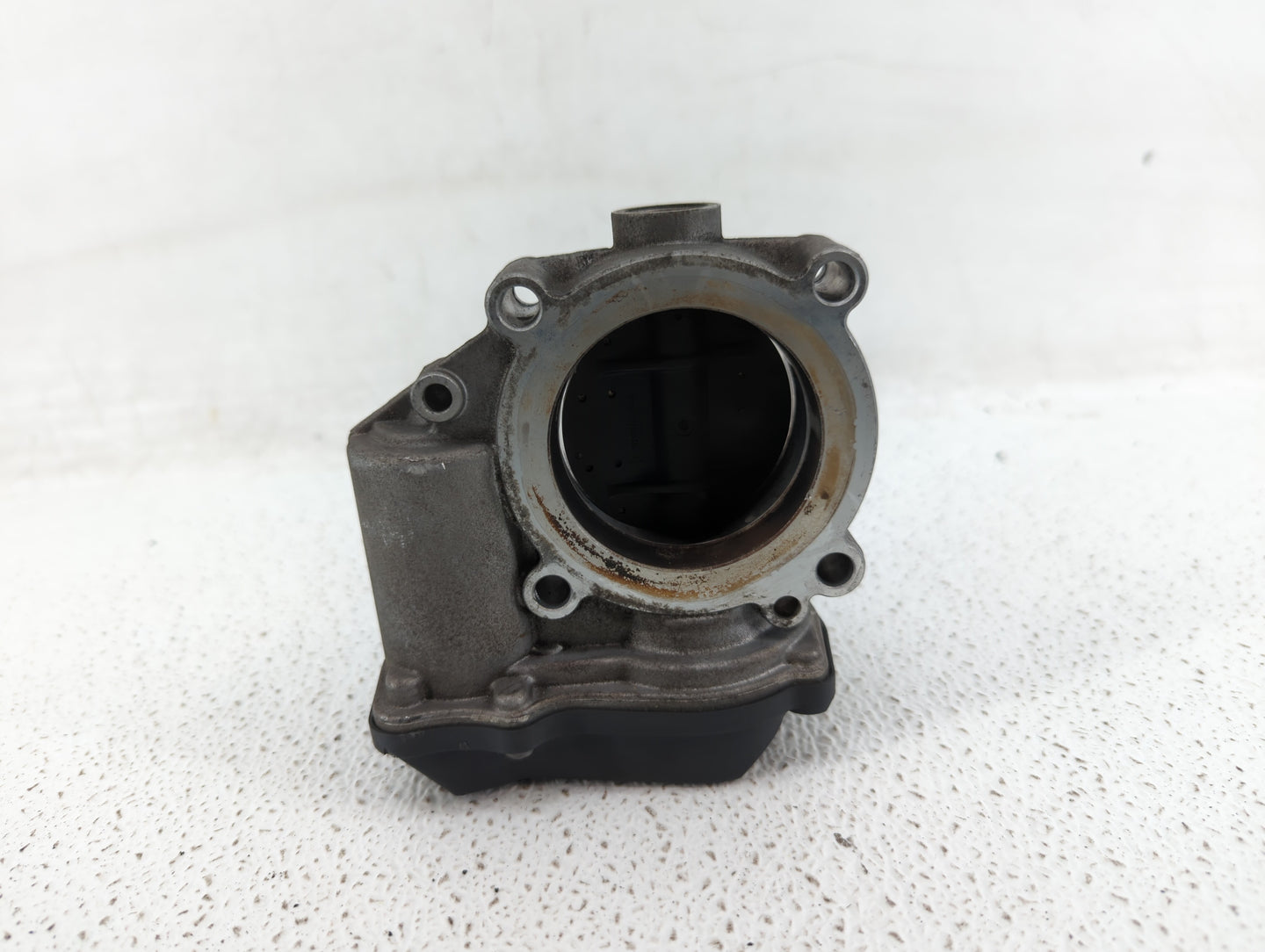 2005-2016 Audi A4 Throttle Body P/N:06F 133 062 T 06F 133 062 Q Fits OEM Used Auto Parts - Oemusedautoparts1.com
