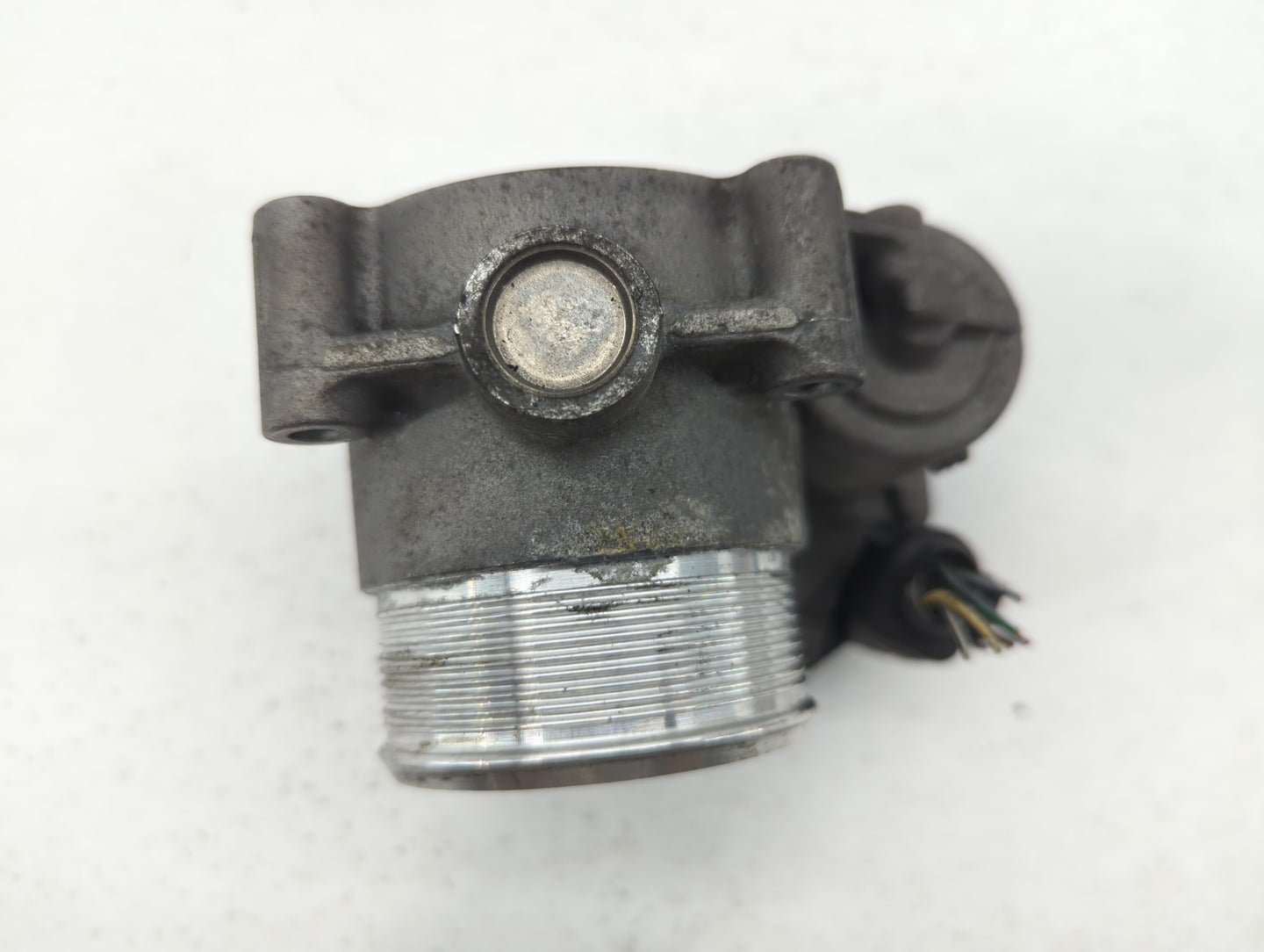 2005-2016 Audi A4 Throttle Body P/N:06F 133 062 T 06F 133 062 Q Fits OEM Used Auto Parts - Oemusedautoparts1.com