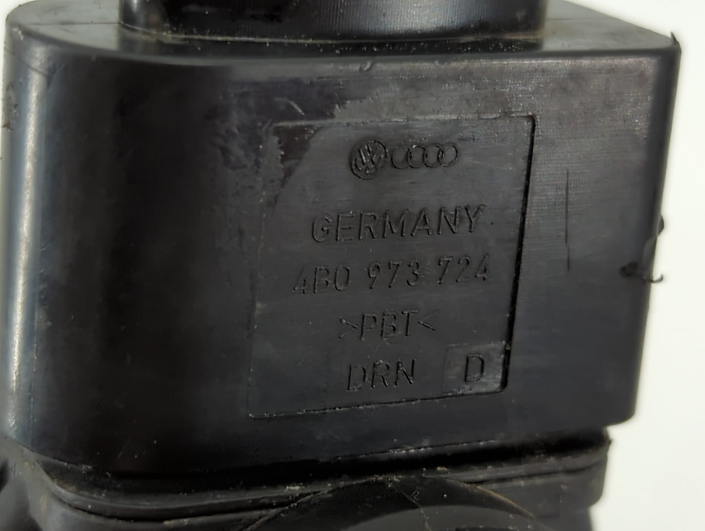 2005-2016 Audi A4 Ignition Coil Igniter Pack - Oemusedautoparts1.com