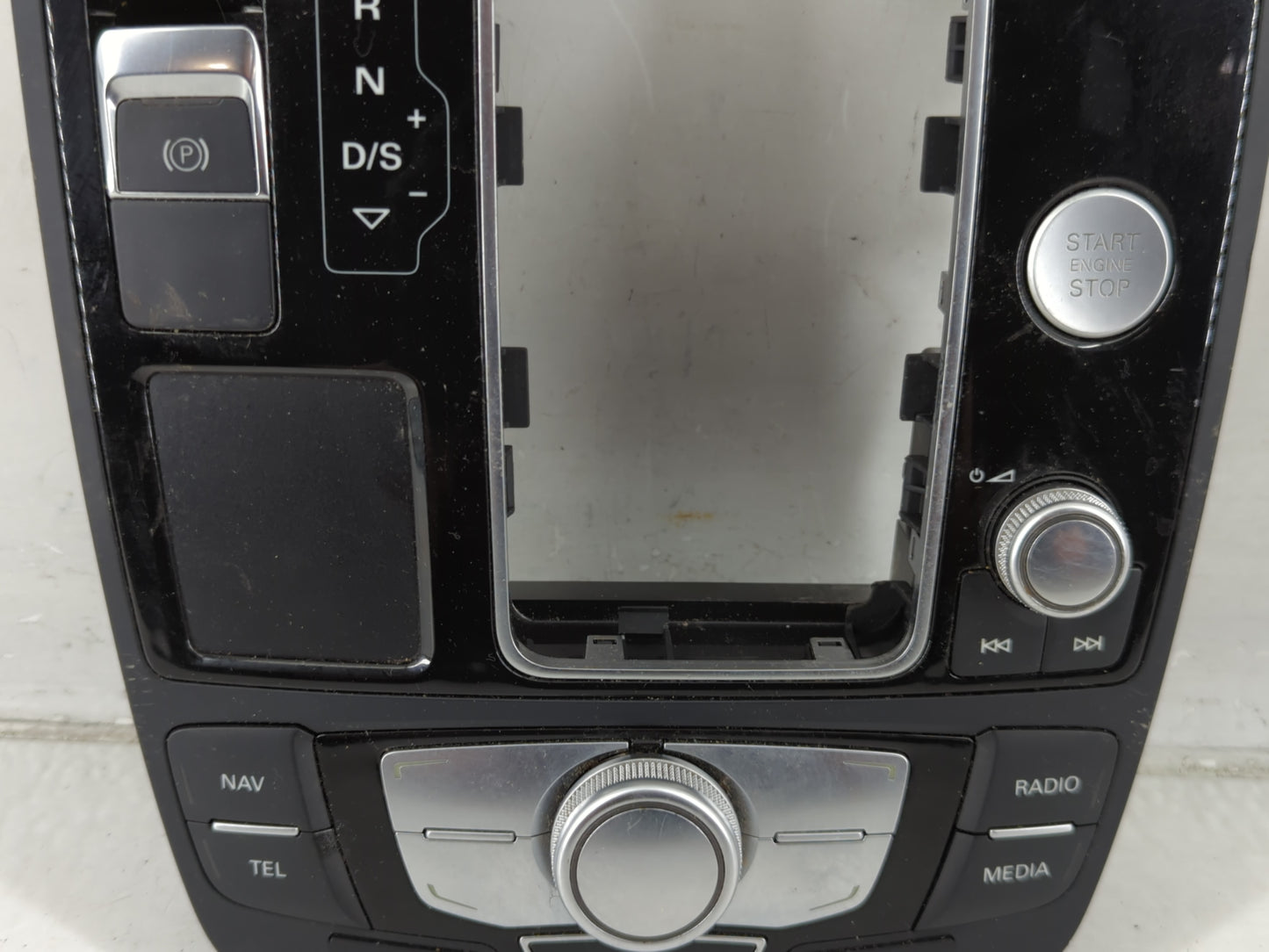 2016 Audi A5 Radio AM FM Cd Player Receiver Replacement P/N:4G1919610F Fits Fits 2017 2018 OEM Used Auto Parts - Oemusedauto