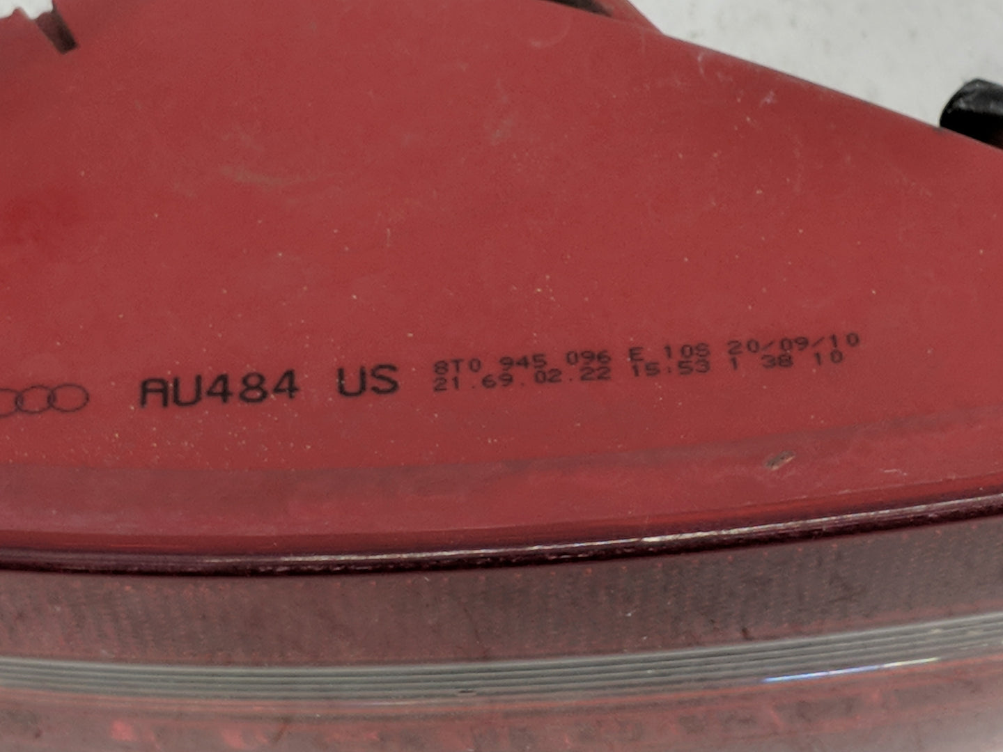2013-2017 Audi A5 Tail Light Assembly Passenger Right OEM P/N:8T0 945 096 E Fits Fits 2013 2014 2015 2016 2017 OEM Used Auto