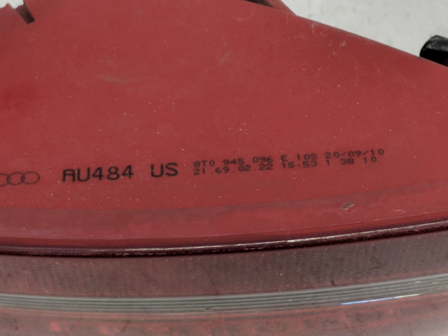 2013-2017 Audi A5 Tail Light Assembly Passenger Right OEM P/N:8T0 945 096 E Fits Fits 2013 2014 2015 2016 2017 OEM Used Auto