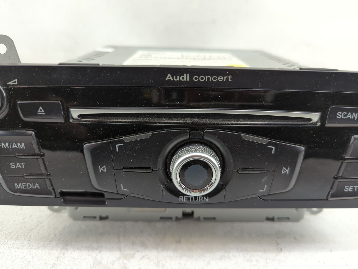 2015-2017 Audi A5 Radio AM FM Cd Player Receiver Replacement P/N:8R1035186Q CQ-JA14E2AE Fits OEM Used Auto Parts - Oemusedau