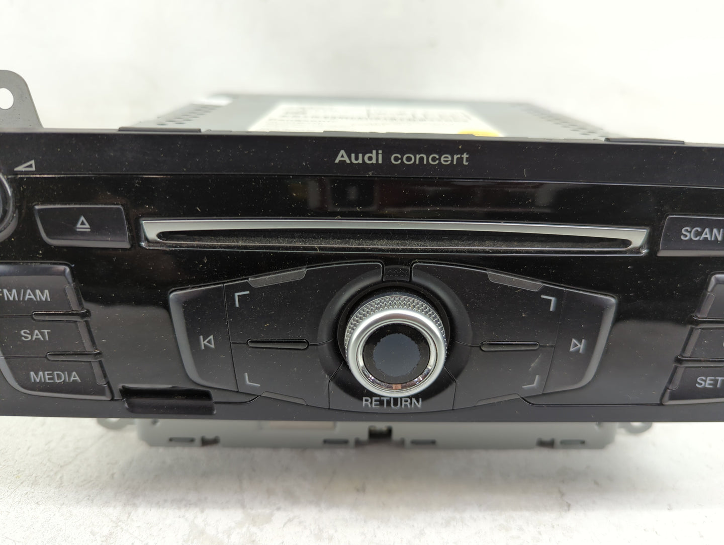 2015-2017 Audi A5 Radio AM FM Cd Player Receiver Replacement P/N:8R1035186Q CQ-JA14E2AE Fits OEM Used Auto Parts - Oemusedau