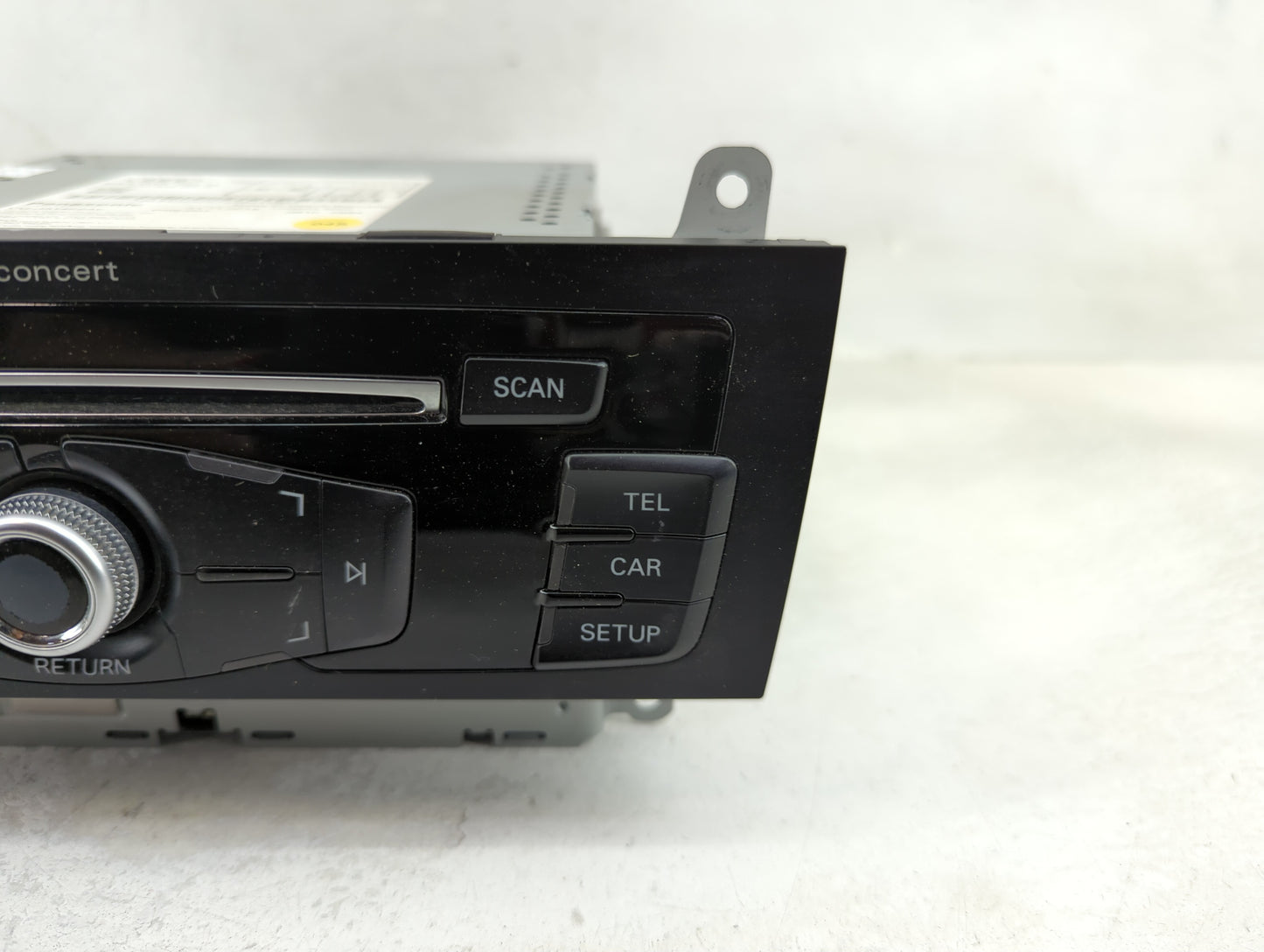 2015-2017 Audi A5 Radio AM FM Cd Player Receiver Replacement P/N:8R1035186Q CQ-JA14E2AE Fits OEM Used Auto Parts - Oemusedau