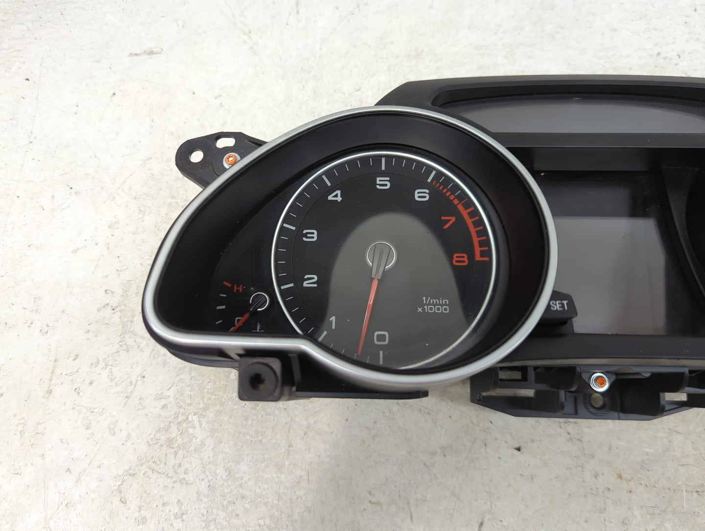 2014-2017 Audi A5 Instrument Cluster Speedometer Gauges P/N:8T0 920 984 N Miles: Fits Fits 2014 2015 2016 2017 OEM Used Auto