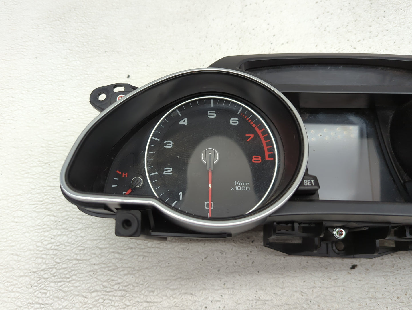 2014-2017 Audi A5 Instrument Cluster Speedometer Gauges P/N:8T0920951G Miles:84K Fits Fits 2014 2015 2016 2017 OEM Used Auto
