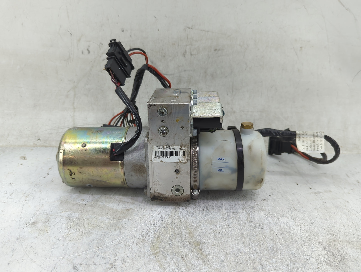 2010-2016 Audi A5 Convertible Lift Motor 1460738 - Oemusedautoparts1.com