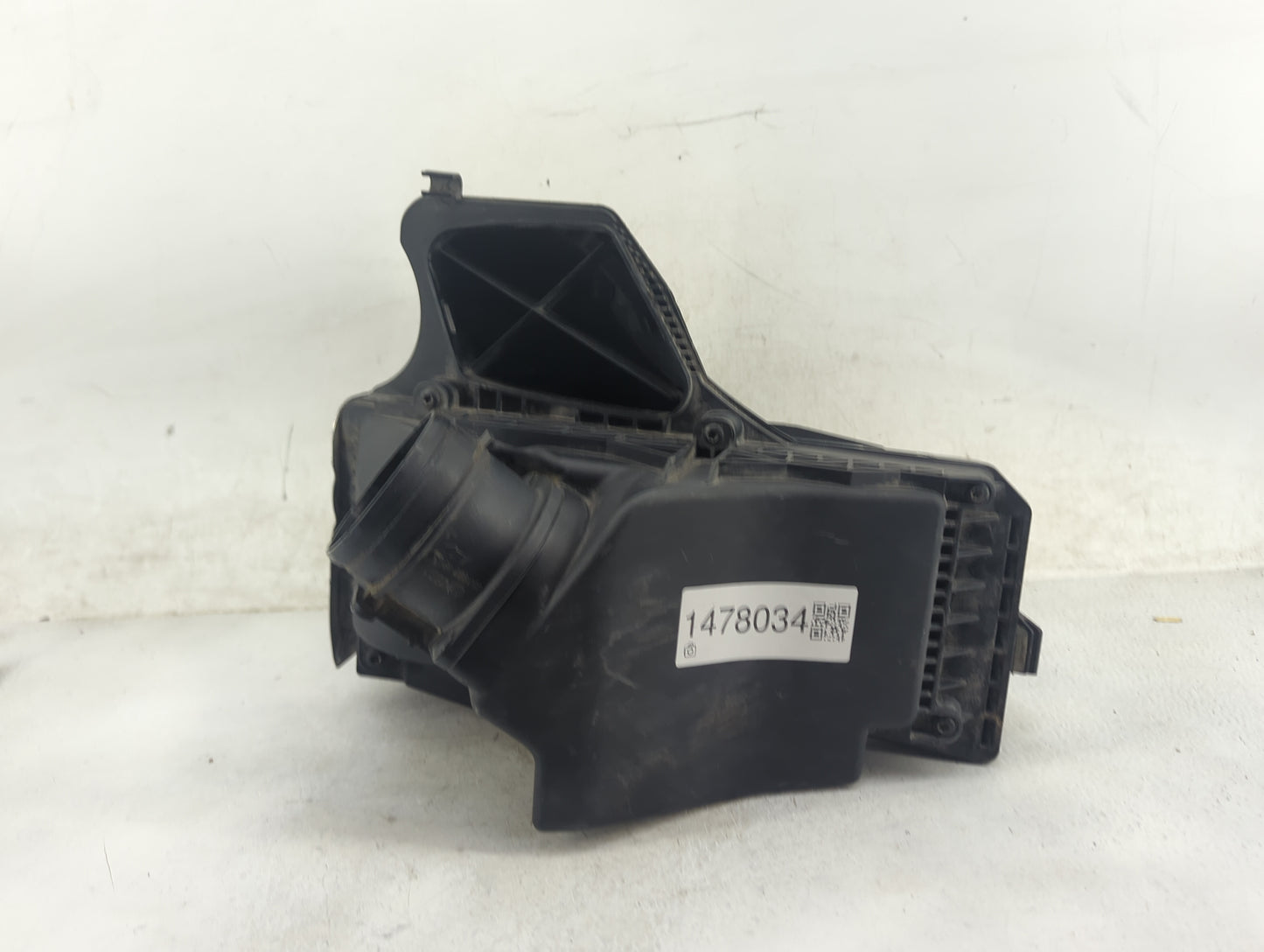 2013-2016 Audi A5 Air Cleaner Intake-duct Hose Tube 1478034 - Oemusedautoparts1.com
