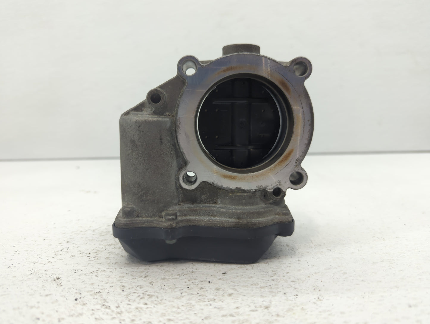2010-2017 Audi A5 Throttle Body P/N:06F 133 062 T 06F 133 062 Q Fits OEM Used Auto Parts - Oemusedautoparts1.com