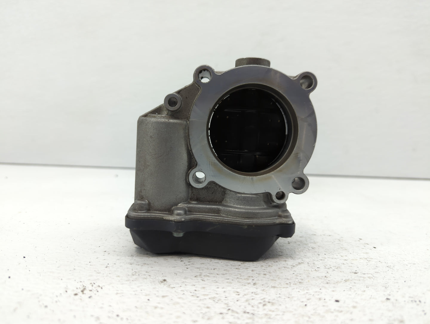 2010-2017 Audi A5 Throttle Body P/N:06F 133 062 T 06F 133 062 Q Fits OEM Used Auto Parts - Oemusedautoparts1.com