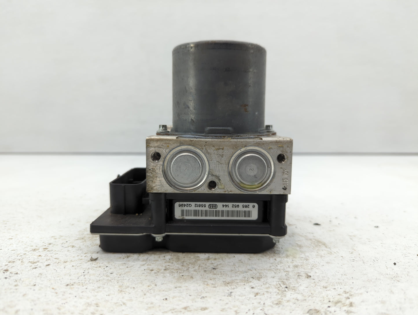 2014-2017 Audi A5 ABS Pump Control Module Replacement P/N:8K0 614 517 HA Fits Fits 2014 2015 2016 2017 OEM Used Auto Parts -