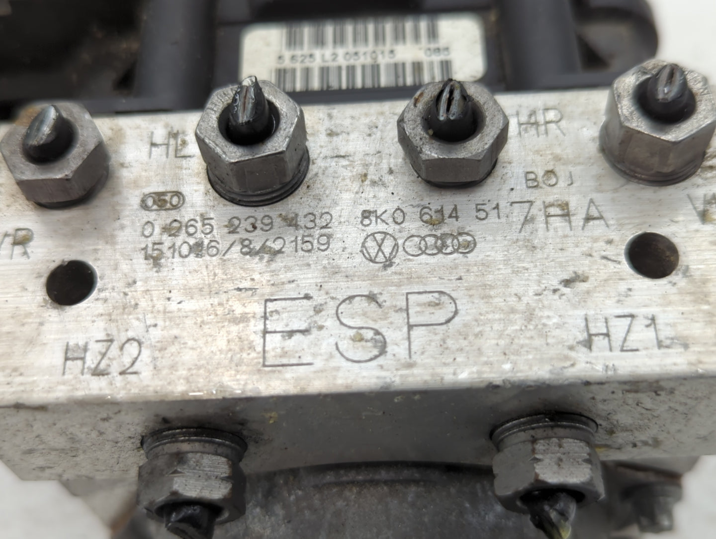 2014-2017 Audi A5 ABS Pump Control Module Replacement P/N:8K0 614 517 HA Fits Fits 2014 2015 2016 2017 OEM Used Auto Parts -