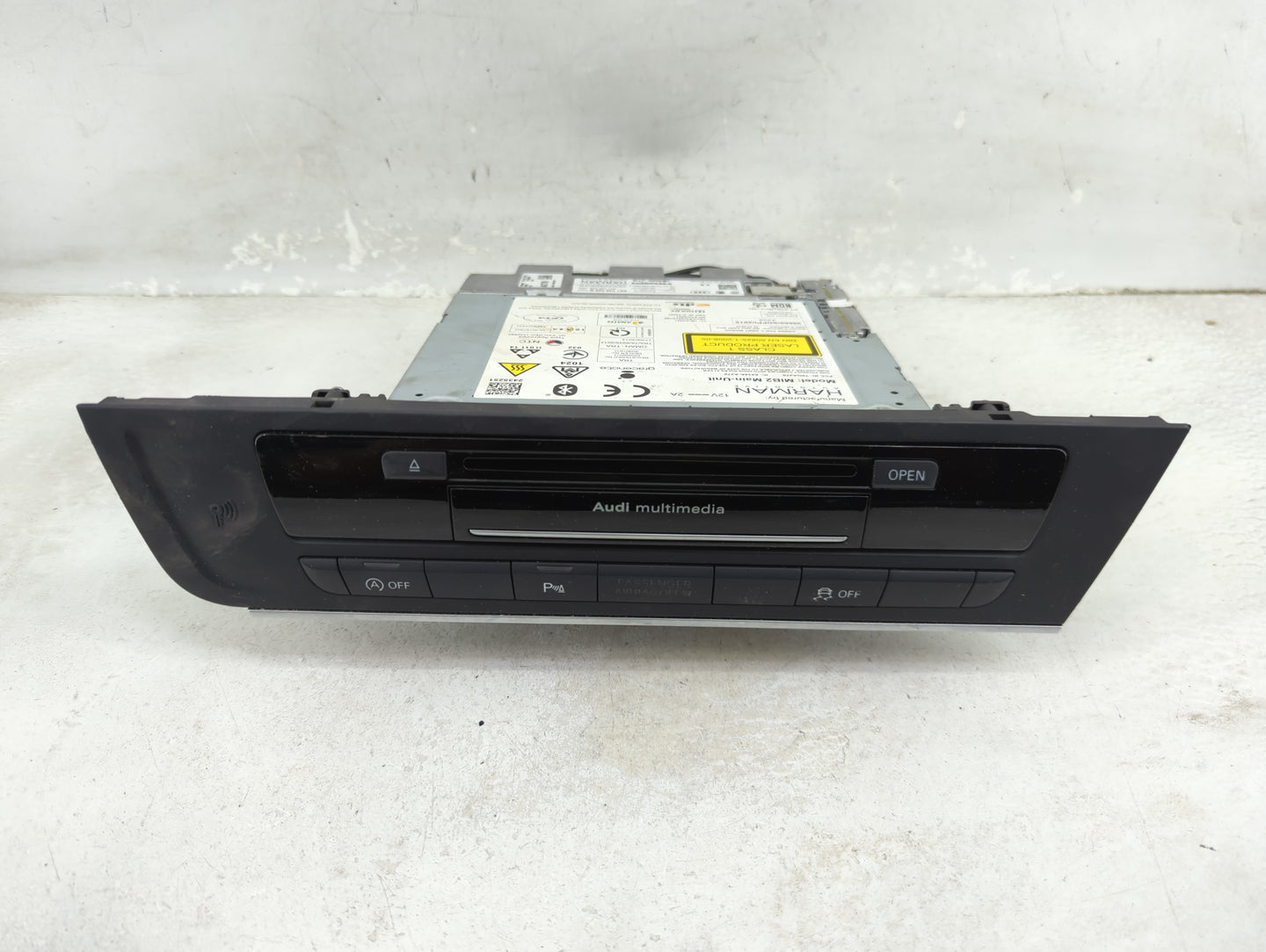 2016-2017 Audi A6 Radio AM FM Cd Player Receiver Replacement P/N:4G1035025B 4G1035025 Fits Fits 2016 2017 2018 OEM Used Auto