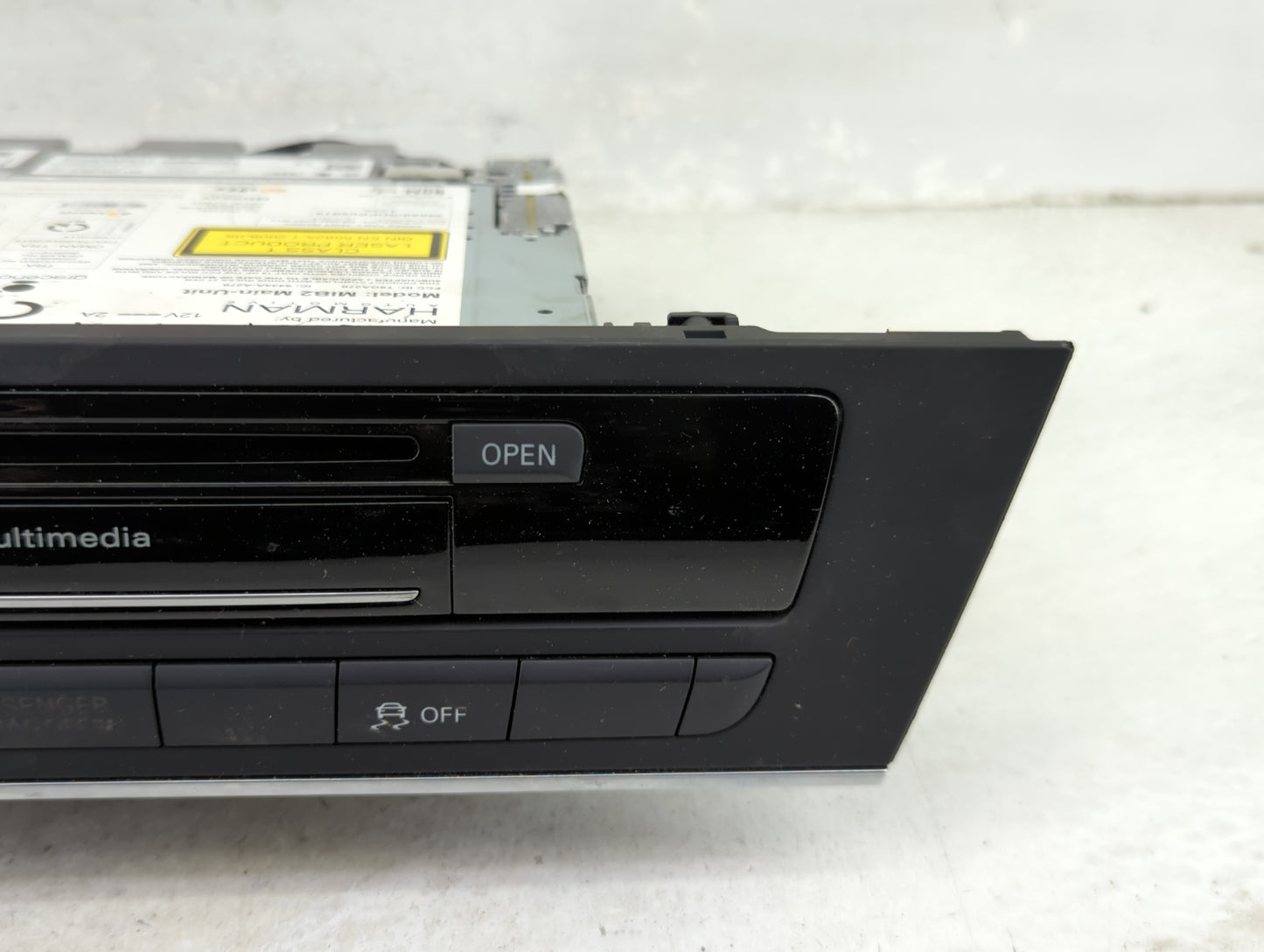 2016-2017 Audi A6 Radio AM FM Cd Player Receiver Replacement P/N:4G1035025B 4G1035025 Fits Fits 2016 2017 2018 OEM Used Auto