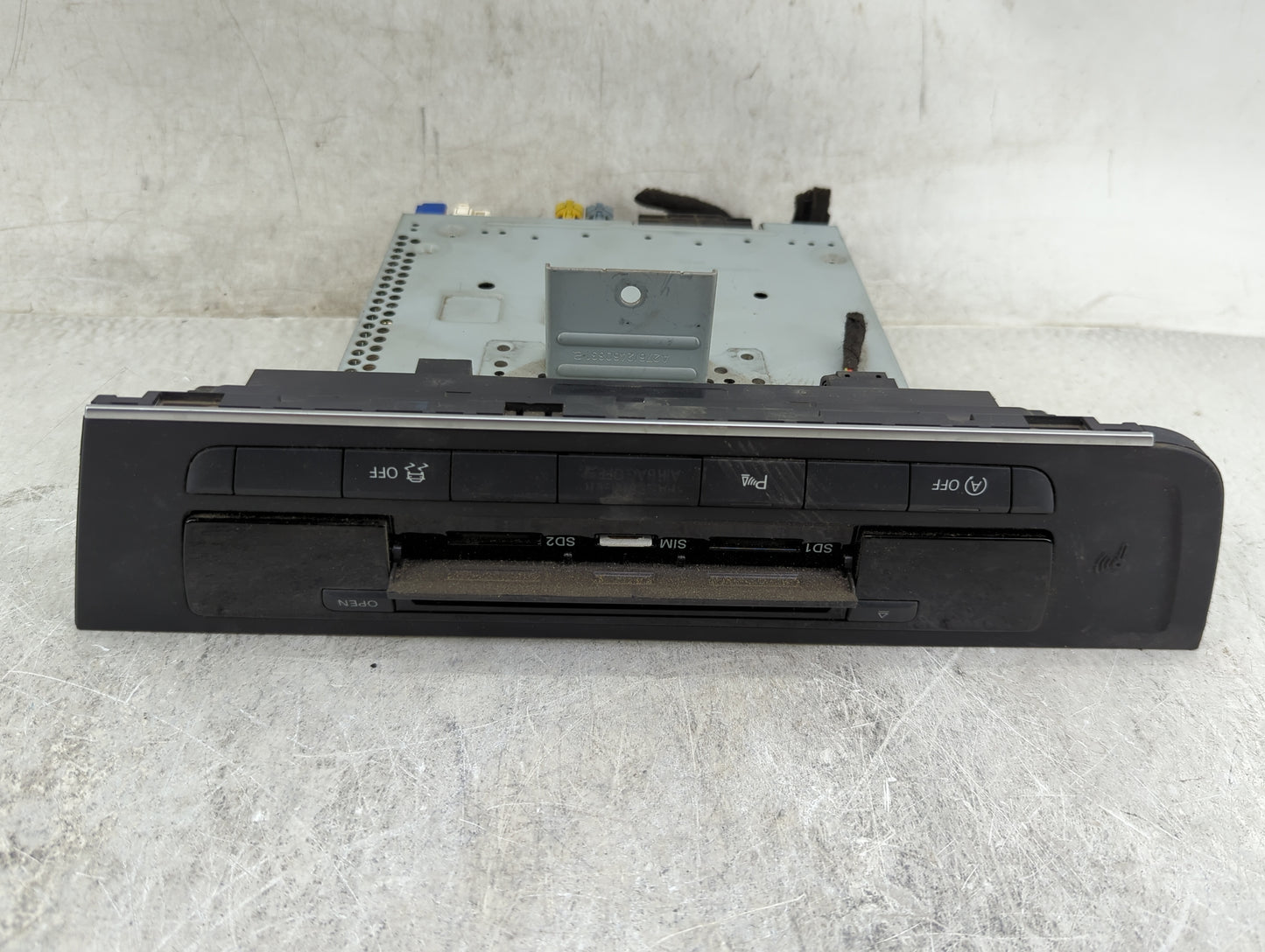 2016 Audi A6 Radio AM FM Cd Player Receiver Replacement P/N:4G1035025 4G1035025042, 4G1035025A, 4G1035025 0143, 4G0910025 Fi