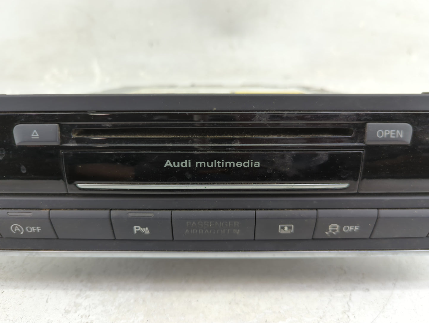 2016-2017 Audi A6 Radio AM FM Cd Player Receiver Replacement P/N:4G1035047 4G1035026, 4G1035025 Fits Fits 2016 2017 2018 OEM