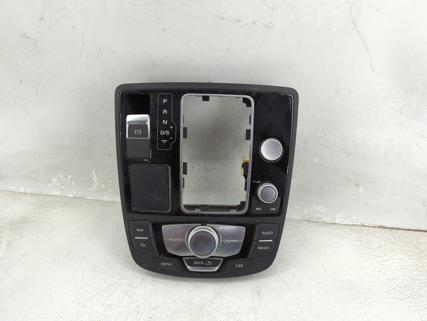 2016-2018 Audi A6 Radio AM FM Cd Player Receiver Replacement P/N:4G1919610F Fits Fits 2016 2017 2018 OEM Used Auto Parts - O