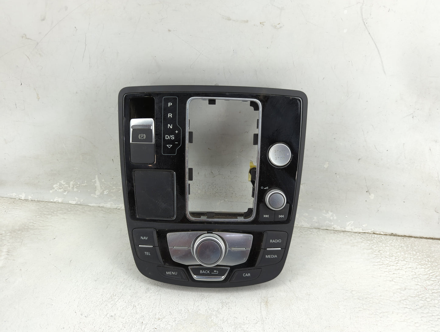 2016-2018 Audi A6 Radio AM FM Cd Player Receiver Replacement P/N:4G1919610F Fits Fits 2016 2017 2018 OEM Used Auto Parts - O