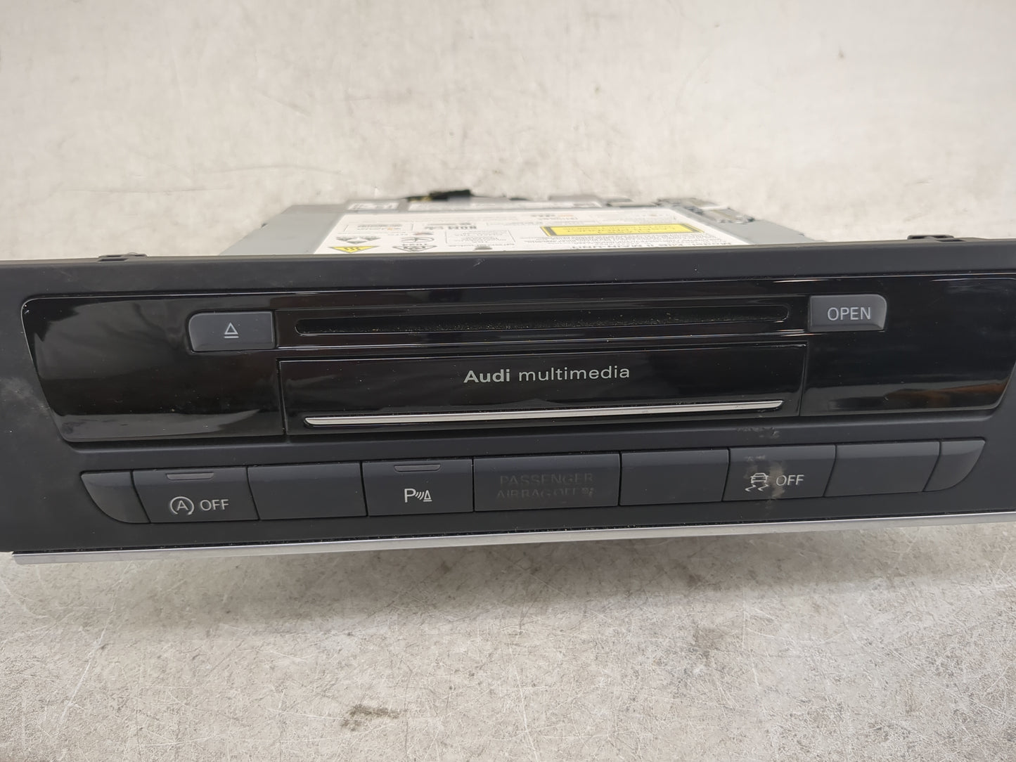 2016-2017 Audi A6 Radio AM FM Cd Player Receiver Replacement P/N:4G1035025B 4G1035025043 Fits Fits 2016 2017 2018 OEM Used A
