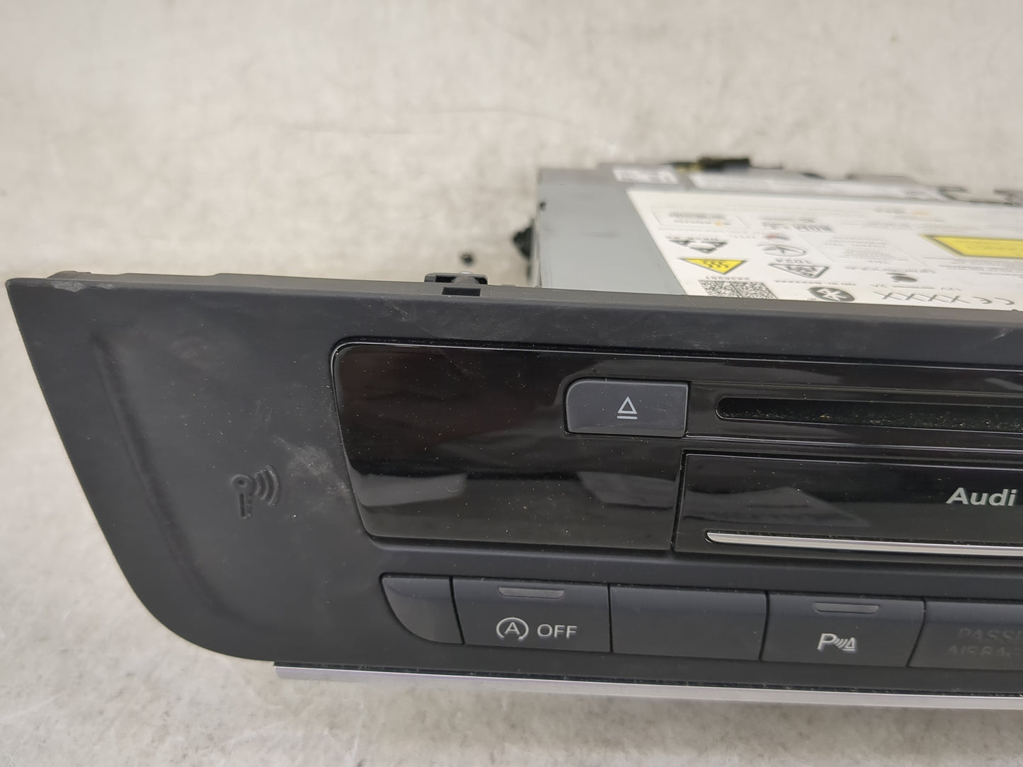 2016-2017 Audi A6 Radio AM FM Cd Player Receiver Replacement P/N:4G1035025B 4G1035025043 Fits Fits 2016 2017 2018 OEM Used A
