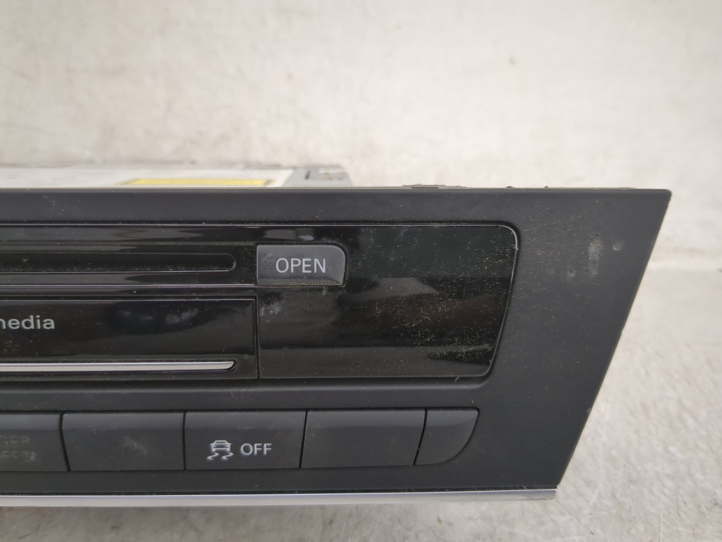 2016-2017 Audi A6 Multi Media Audio Radio Receiver Player Oem - Oemusedautoparts1.com