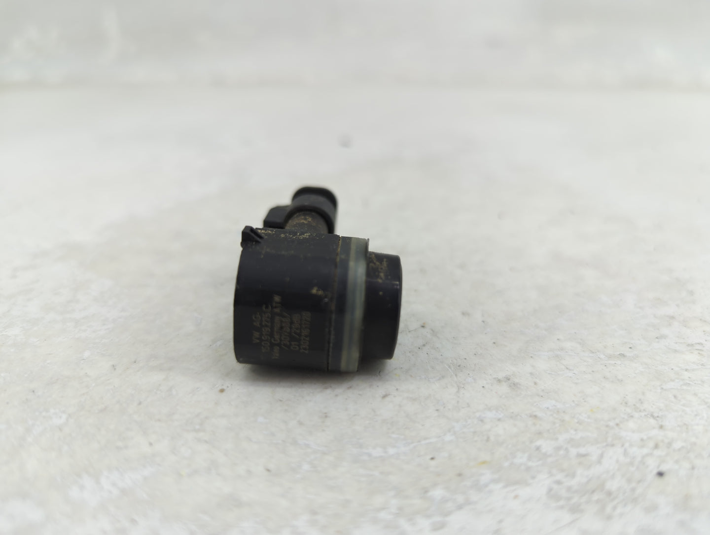 2016 Audi A6 Front Park Assist Sensor Black 1456799 - Oemusedautoparts1.com