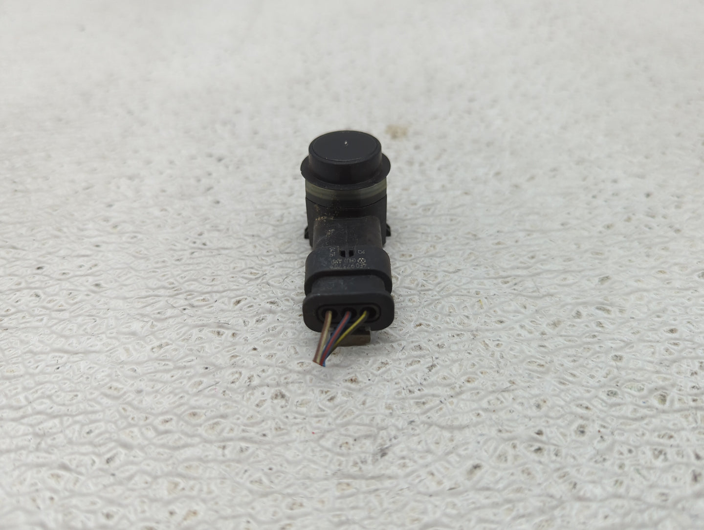 2016 Audi A6 Front Park Assist Sensor Black - Oemusedautoparts1.com