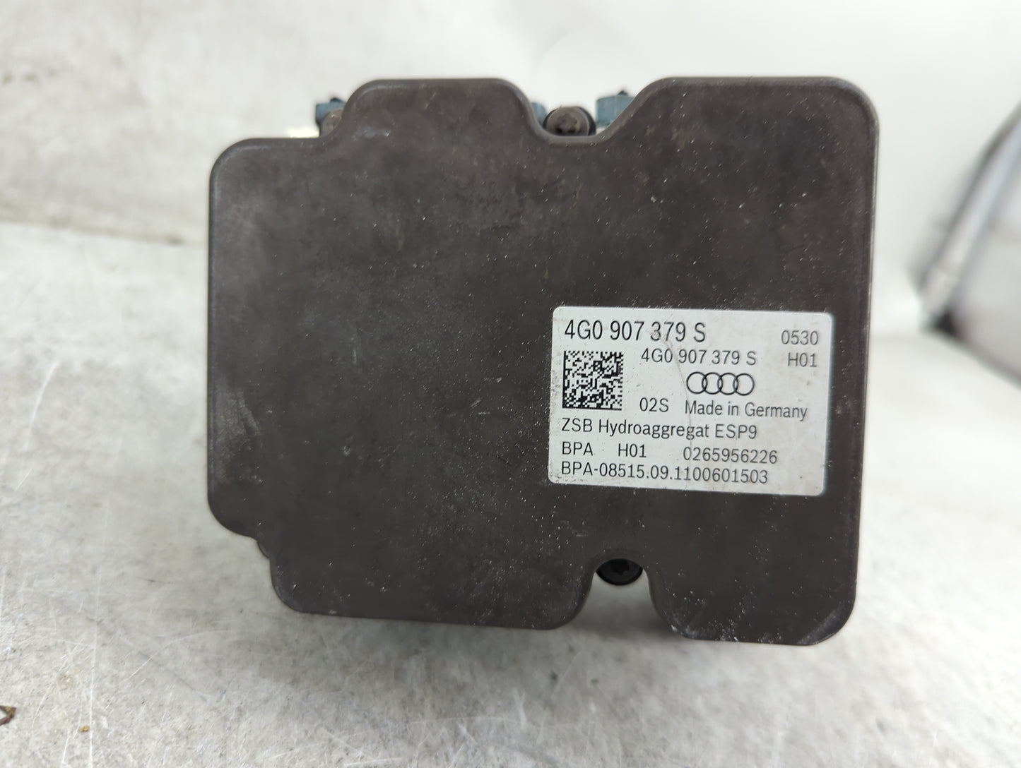2016-2018 Audi A6 ABS Pump Control Module Replacement P/N:4G0614517AK 269776, 0265264494 Fits Fits 2015 2016 2017 2018 OEM U