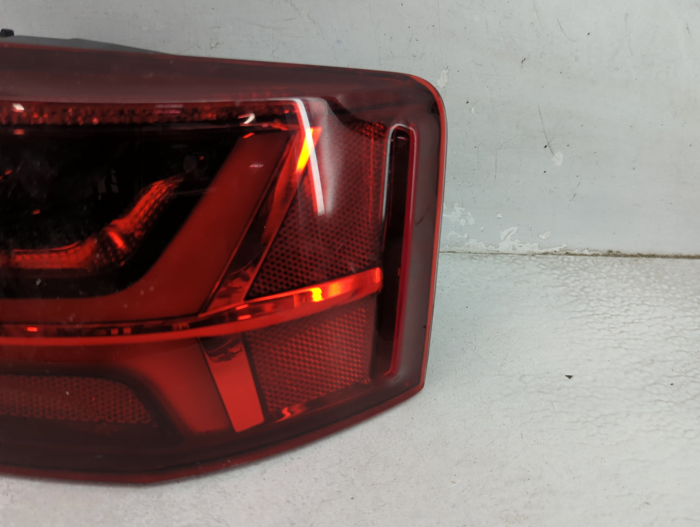 2016-2018 Audi A6 Tail Light Assembly Passenger Right OEM Fits Fits 2016 2017 2018 OEM Used Auto Parts - Oemusedautoparts1.c